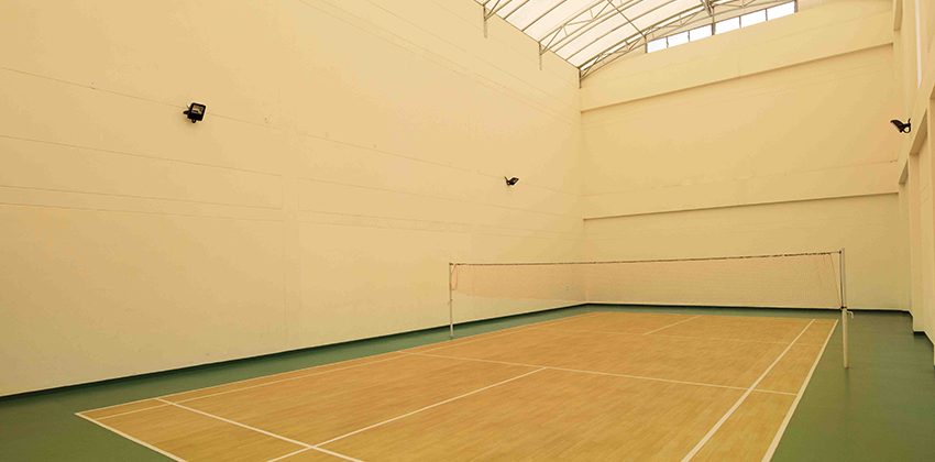 Badminton-court_(2)