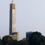 1024px-The_42,_Kolkata,_(under-construction)_across_the_Maidan_by_Innocentbunny